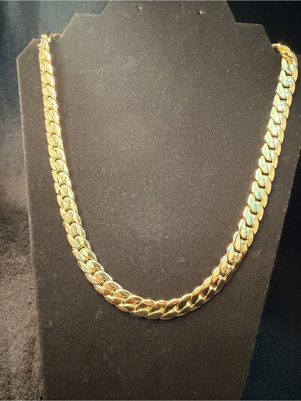 Miami Cuban 24in 11.5MM 14k Gold filled necklace. Hypoallergenic. Brand New.